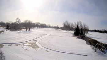 Weather camera view of Village Links of Glen Ellyn.