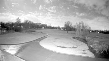 Weather camera view of Village Links of Glen Ellyn.