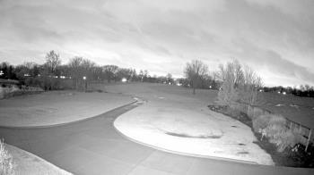 Weather camera view of Village Links of Glen Ellyn.
