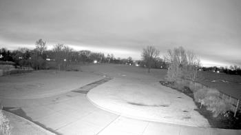 Weather camera view of Village Links of Glen Ellyn.