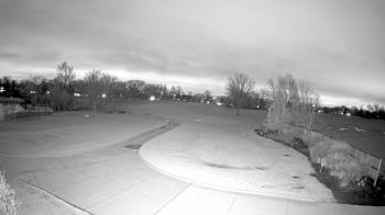 Weather camera view of Village Links of Glen Ellyn.