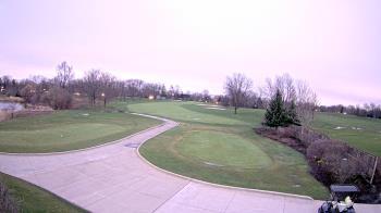 Weather camera view of Village Links of Glen Ellyn.