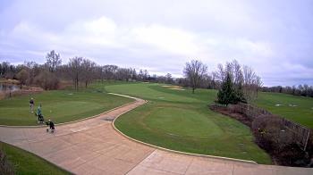 Weather camera view of Village Links of Glen Ellyn.