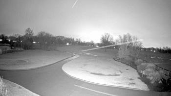 Weather camera view of Village Links of Glen Ellyn.