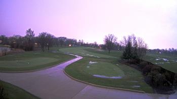 Weather camera view of Village Links of Glen Ellyn.