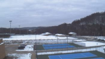 Weather camera view of Kiski Area HS.