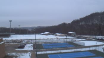 Weather camera view of Kiski Area HS.