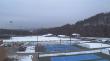 Weather camera view of Kiski Area HS.