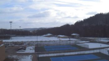 Weather camera view of Kiski Area HS.