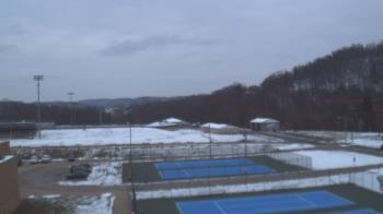 Weather camera view of Kiski Area HS.
