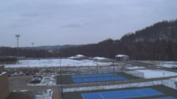 Weather camera view of Kiski Area HS.