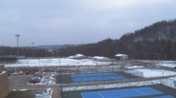 Weather camera view of Kiski Area HS.