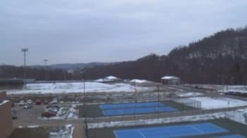 Weather camera view of Kiski Area HS.