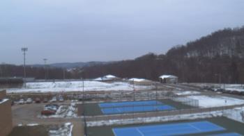 Weather camera view of Kiski Area HS.