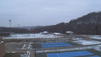 Weather camera view of Kiski Area HS.