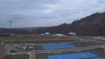 Weather camera view of Kiski Area HS.