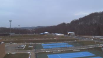 Weather camera view of Kiski Area HS.