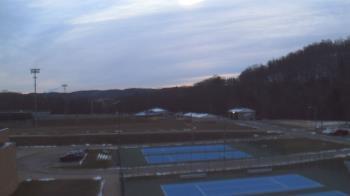 Weather camera view of Kiski Area HS.