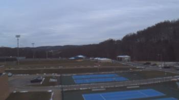 Weather camera view of Kiski Area HS.