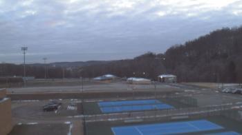 Weather camera view of Kiski Area HS.
