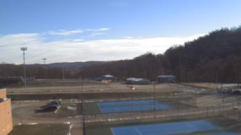 Weather camera view of Kiski Area HS.
