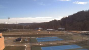 Weather camera view of Kiski Area HS.