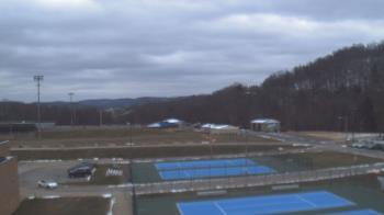 Weather camera view of Kiski Area HS.