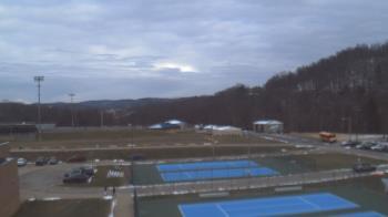 Weather camera view of Kiski Area HS.