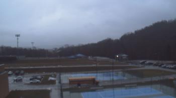Weather camera view of Kiski Area HS.