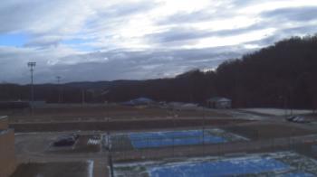 Weather camera view of Kiski Area HS.