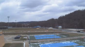 Weather camera view of Kiski Area HS.