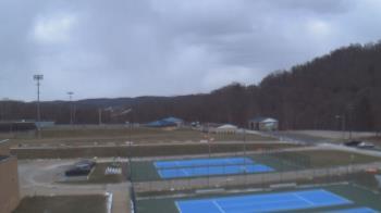 Weather camera view of Kiski Area HS.