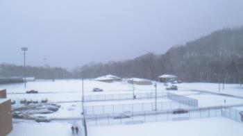 Weather camera view of Kiski Area HS.