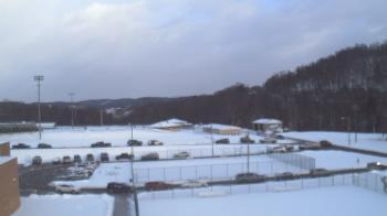 Weather camera view of Kiski Area HS.