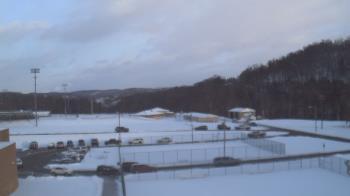 Weather camera view of Kiski Area HS.