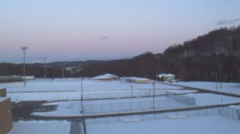 Weather camera view of Kiski Area HS.