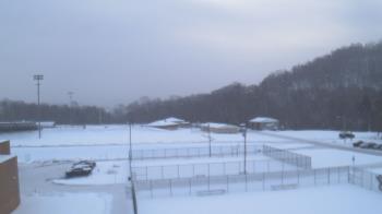 Weather camera view of Kiski Area HS.