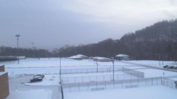 Weather camera view of Kiski Area HS.