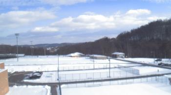 Weather camera view of Kiski Area HS.