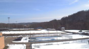 Weather camera view of Kiski Area HS.
