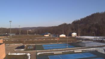Weather camera view of Kiski Area HS.