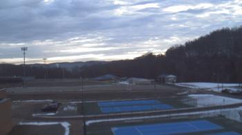 Weather camera view of Kiski Area HS.