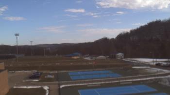 Weather camera view of Kiski Area HS.