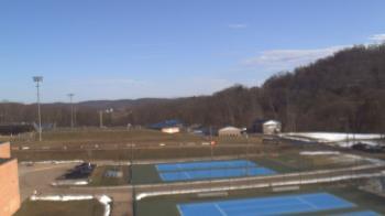 Weather camera view of Kiski Area HS.