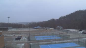 Weather camera view of Kiski Area HS.