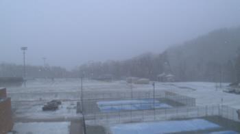 Weather camera view of Kiski Area HS.