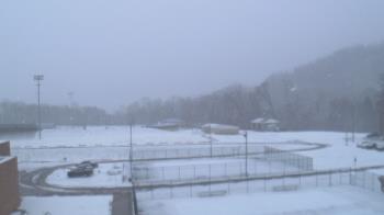 Weather camera view of Kiski Area HS.
