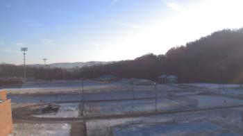 Weather camera view of Kiski Area HS.