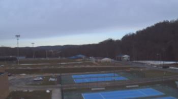 Weather camera view of Kiski Area HS.