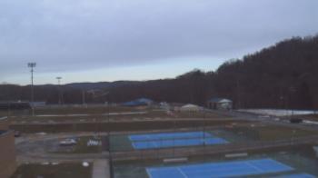 Weather camera view of Kiski Area HS.